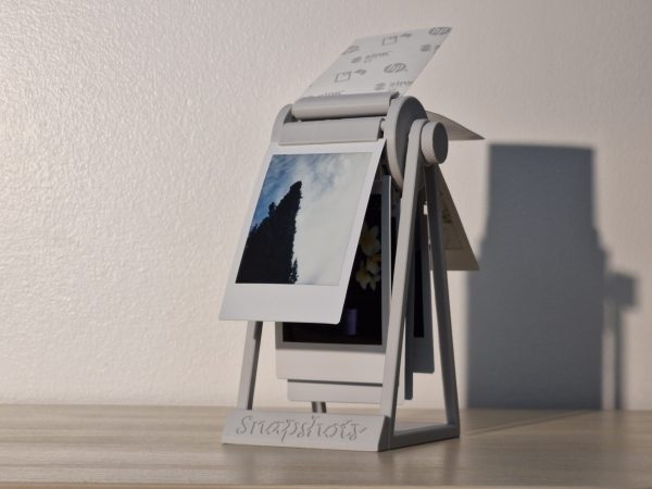Horloge à volets « Polaroid » — vue 2